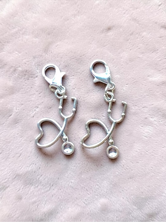 Alaska wild Rose designs Jewelry - 1 Medical Themed Silver Charm tor Keychains, Bags, & Bracelets Stethoscope